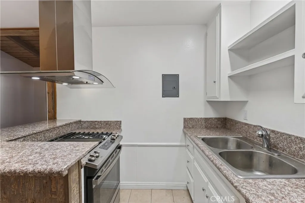 Additional image 88 of 13722 Red Hill Avenue Unit 54, Tustin, CA 92780