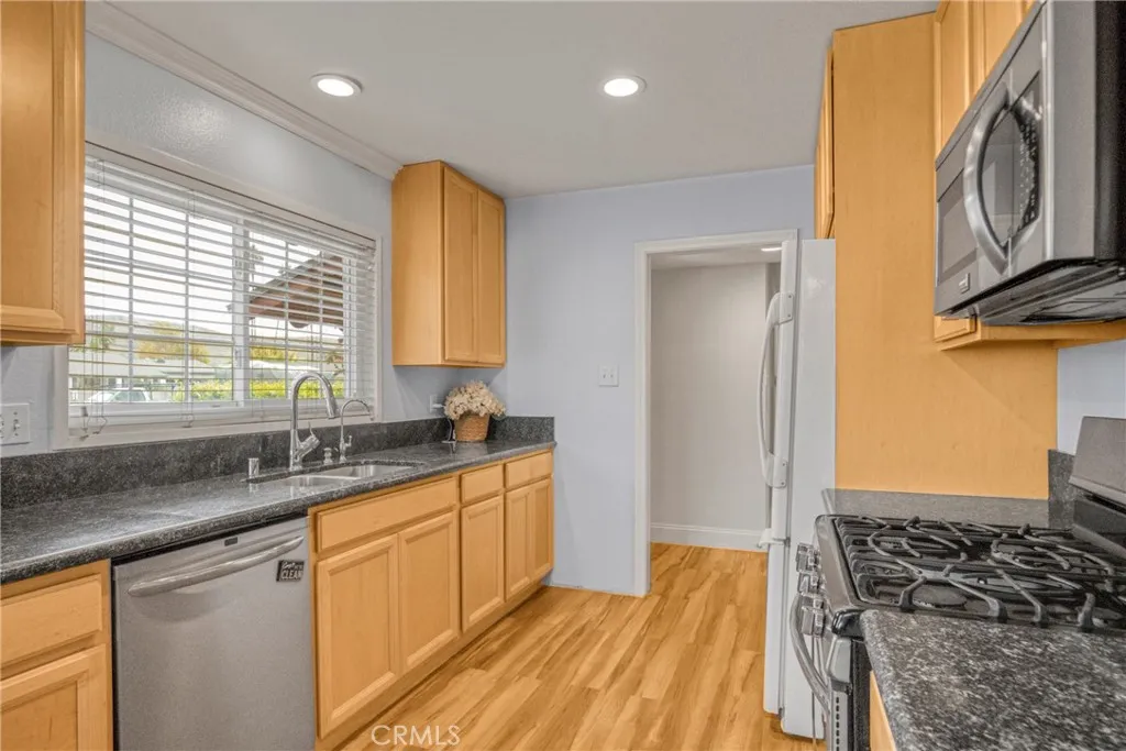 Additional image 46 of 1675 Barnes St, Simi Valley, CA 93063