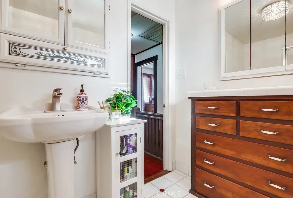 Additional image 104 of 2815 E 5th Street, Long Beach, CA 90814