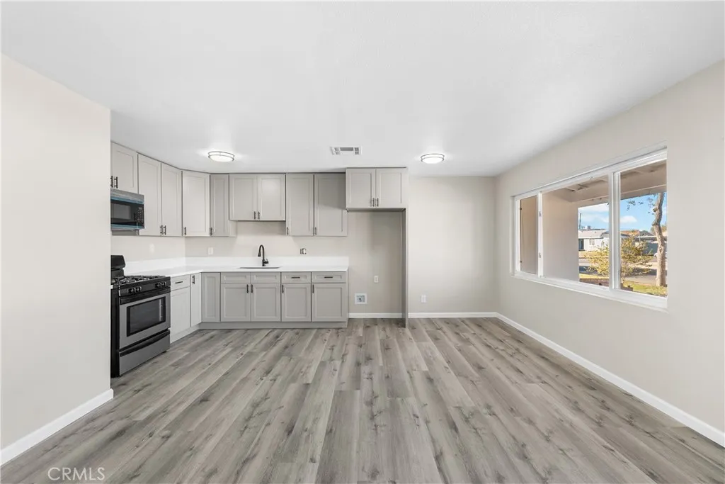 Additional image 52 of 638 W Avenue H, Lancaster, CA 93534