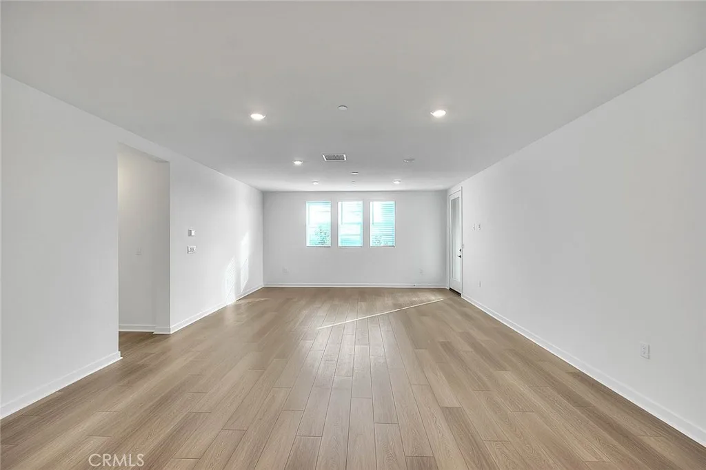 Additional image 50 of 12903 Paradiso Unit 201, Eastvale, CA 92880