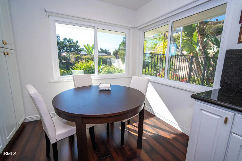 Additional image 104 of 2460 Las Positas Road, Glendale, CA 91208