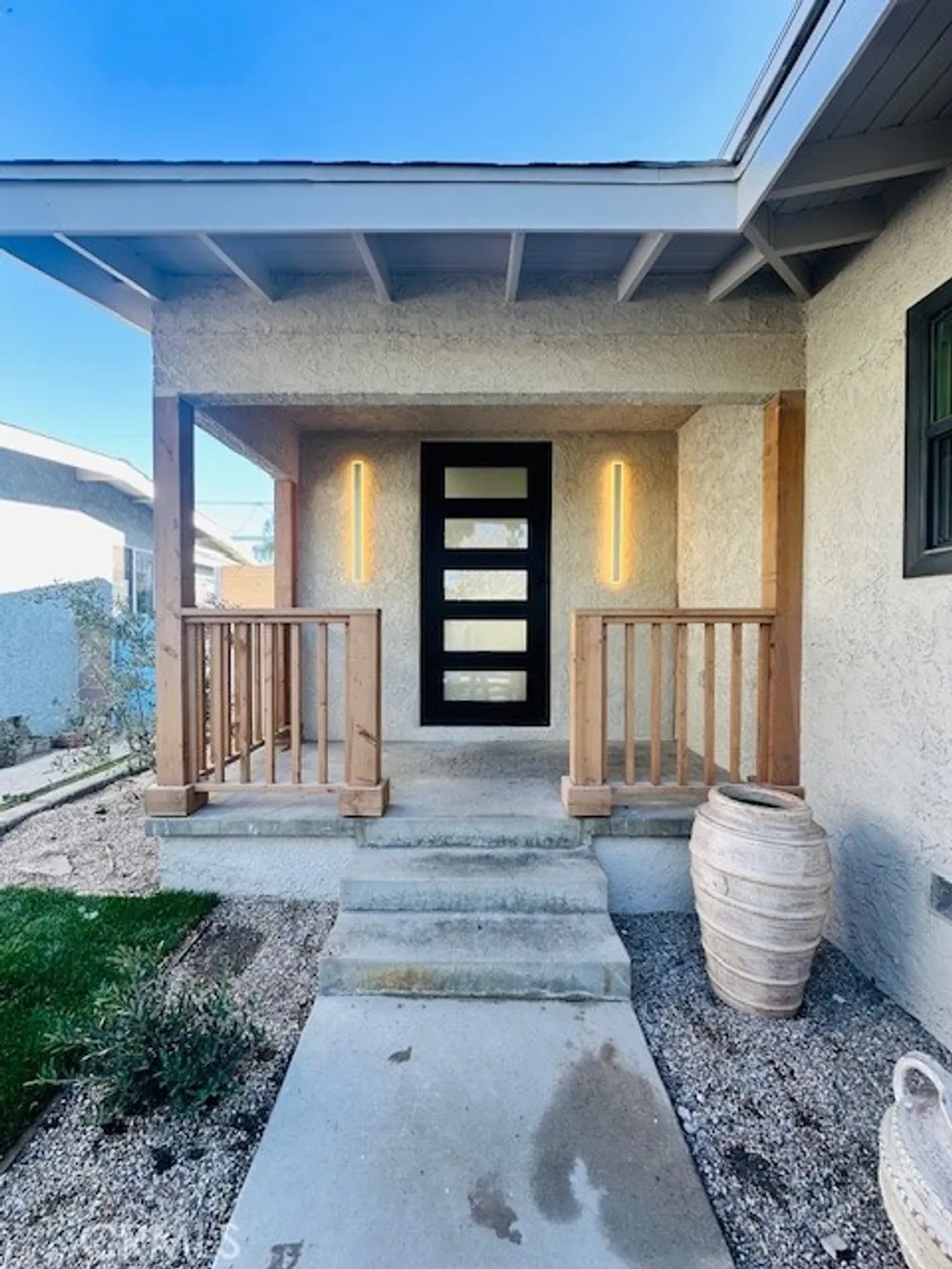 Additional image 7 of 2440 Ostrom Ave, Long Beach, CA 90815