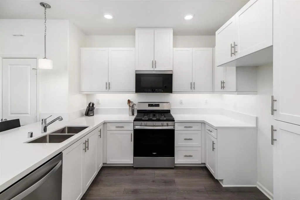 Additional image 40 of 953 Radcliffe Trail, Vista, CA 92081