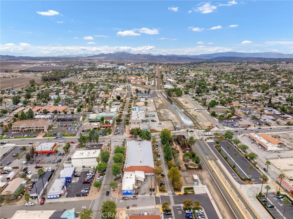 Additional image 21 of 318 S D St, Perris, CA 92570