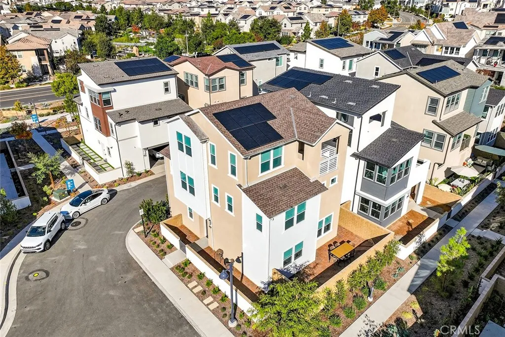 Additional image 4 of 418 Lobata, Irvine, CA 92618