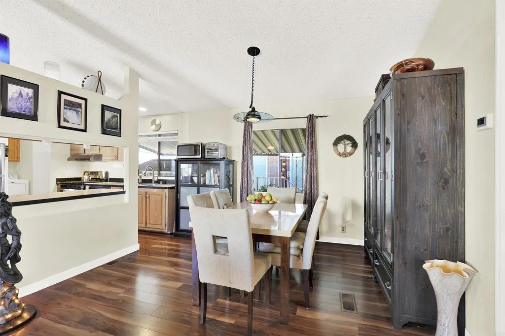 Additional image 7 of 2750 Wheatstone Street Unit 203, San Diego, CA 92111