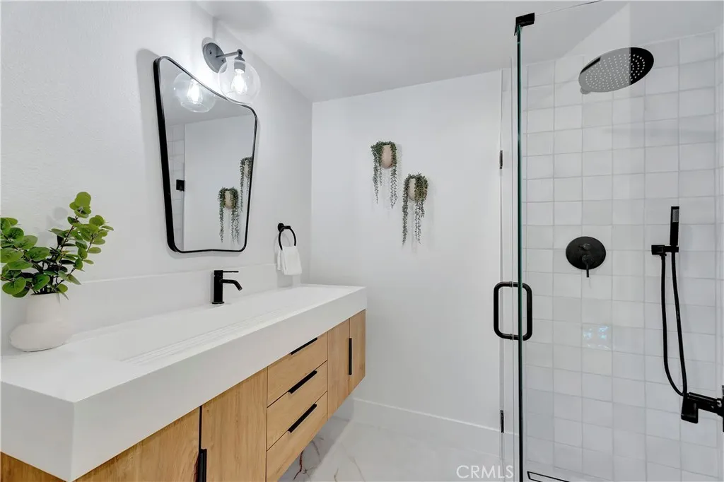 Additional image 76 of 21211 Binghampton Circle, Huntington Beach, CA 92646