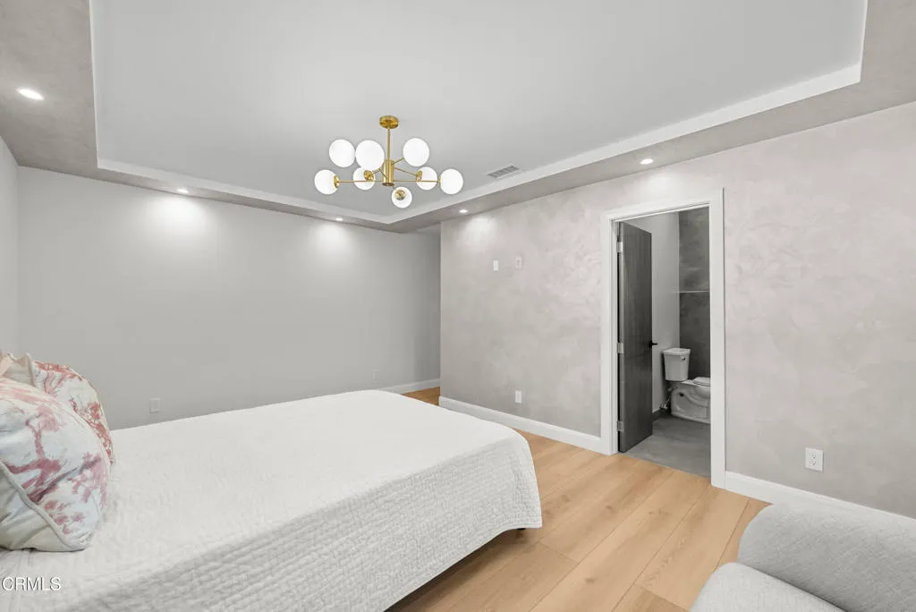 Additional image 22 of 14145 Weddington Street, Los Angeles, CA 91401