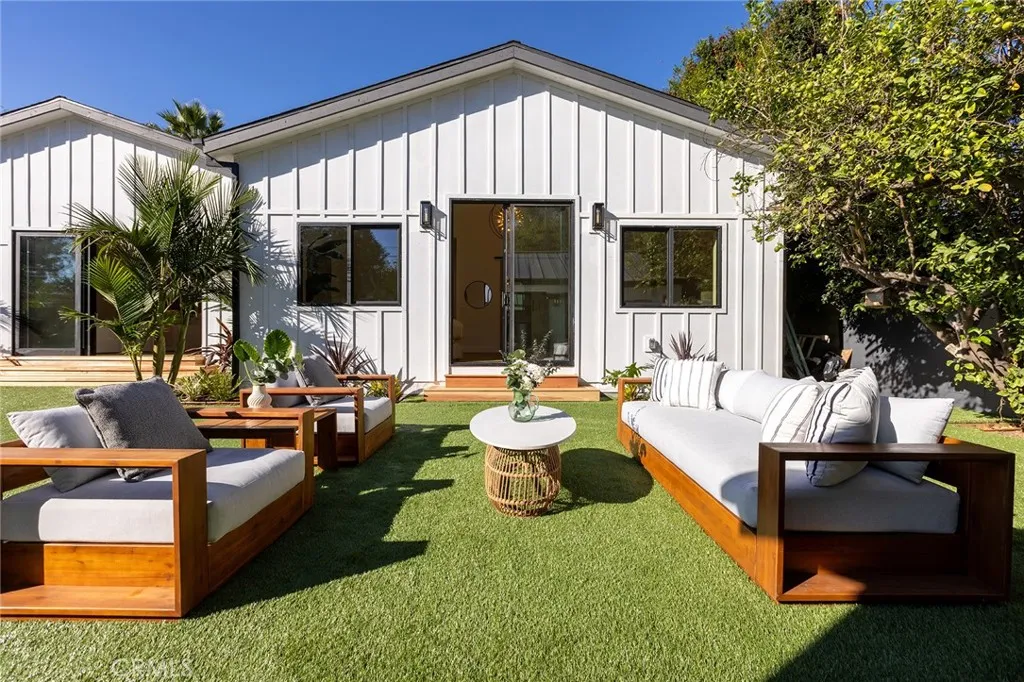 Additional image 52 of 5750 Stansbury Avenue, Sherman Oaks, CA 91401