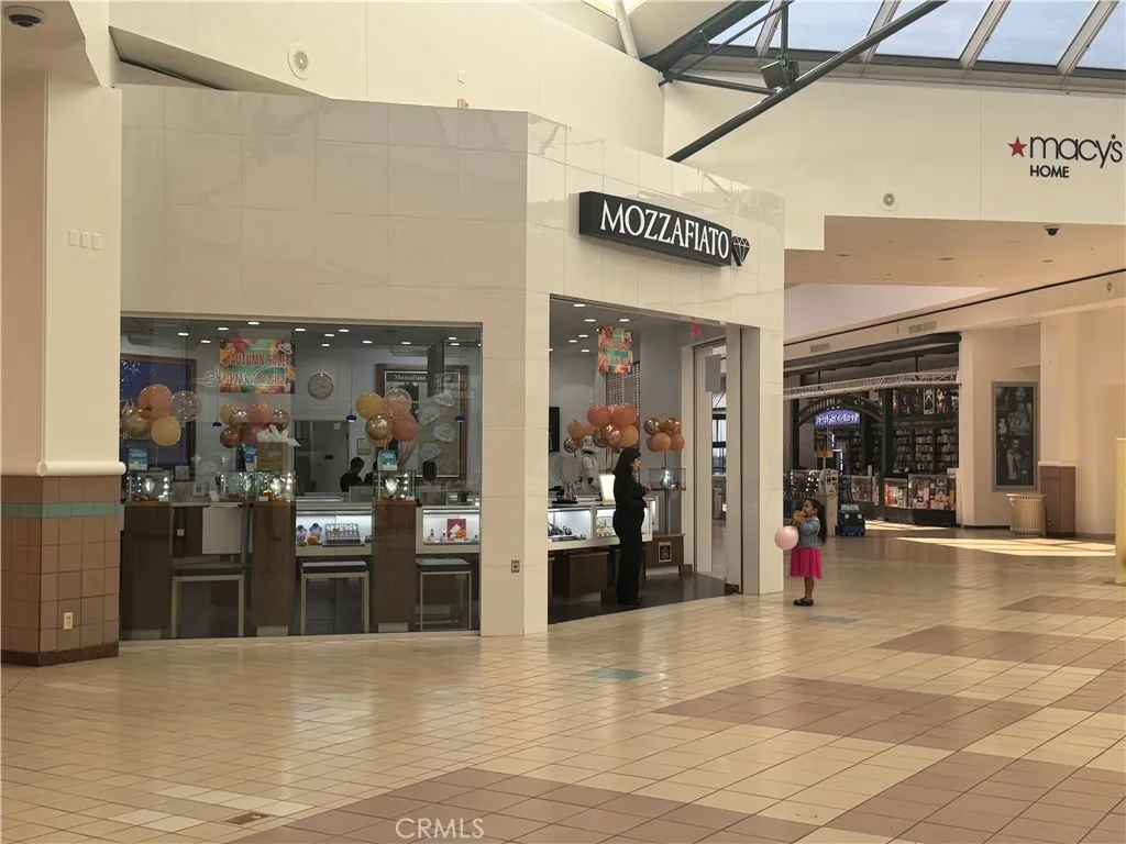 Additional image 9 of 217 Stonewood Street Unit B13, Downey, CA 90241