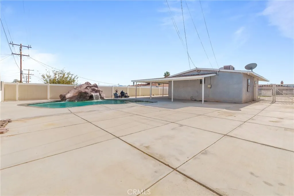 Additional image 6 of 913 E Virginia Way, Barstow, CA 92311