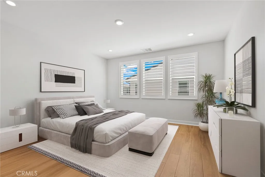 Additional image 4 of 200 Newton, Lake Forest, CA 92630