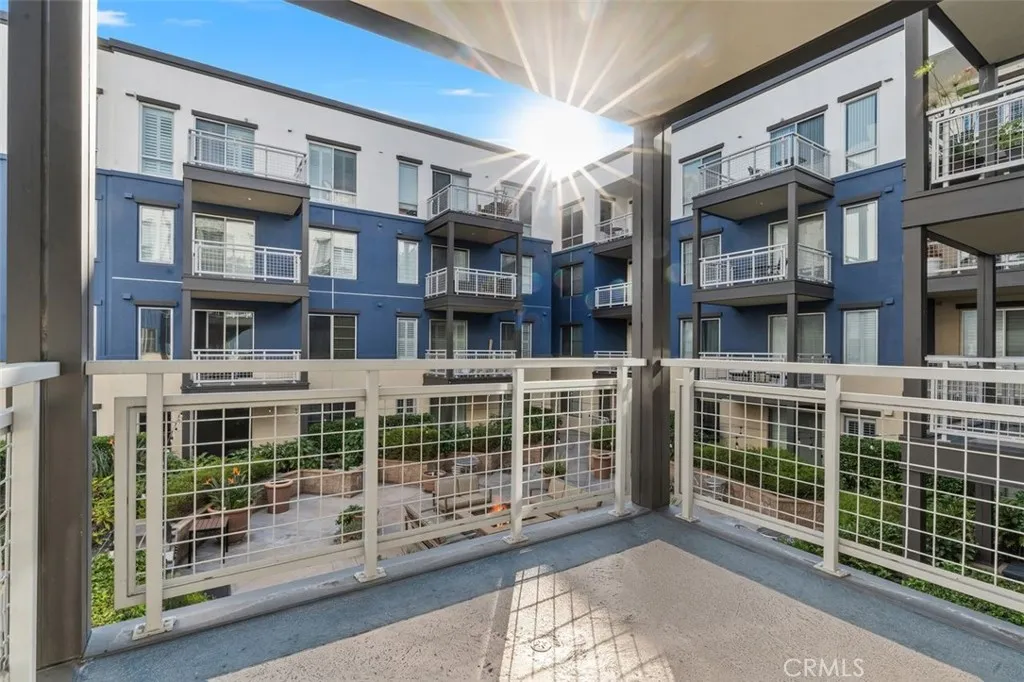 Additional image 3 of 150 The Promenade N Unit 202, Long Beach, CA 90802