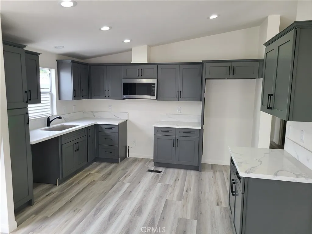 Additional image 11 of 840 E Foothill Blvd Unit 64, Azusa, CA 91702