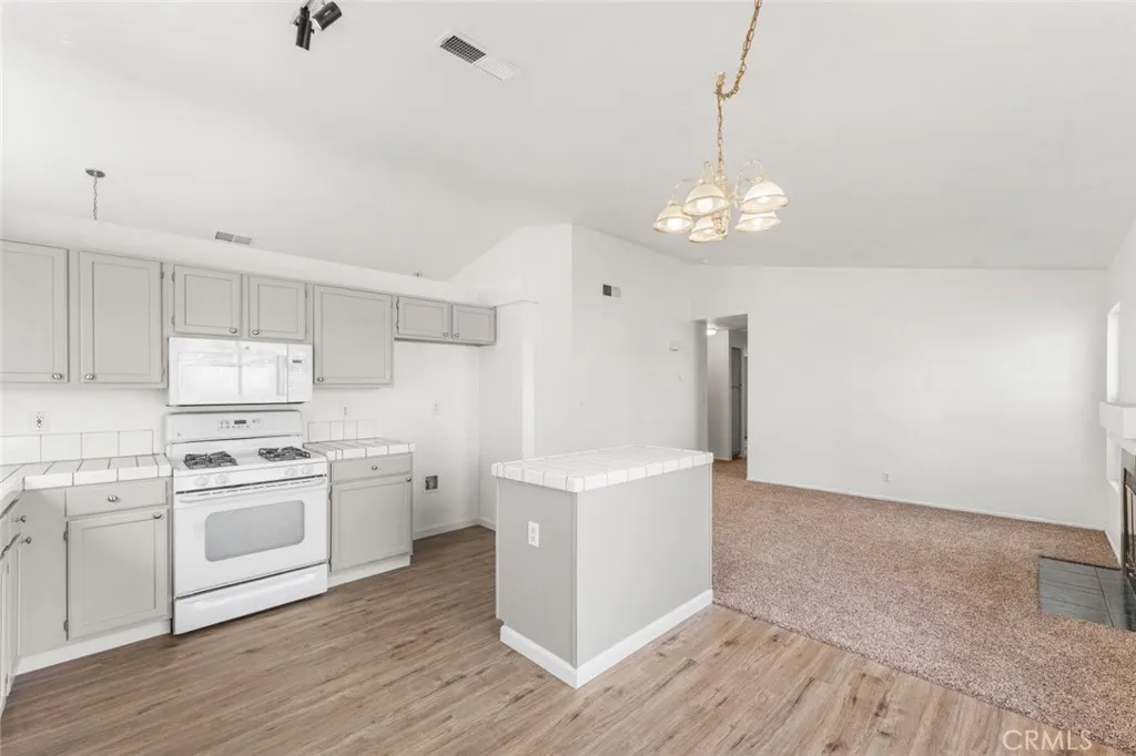 Additional image 53 of 3719 Cedarwood Court, Rosamond, CA 93560