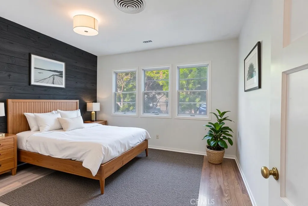 Additional image 8 of 12500 Martha St, Valley Village, CA 91607