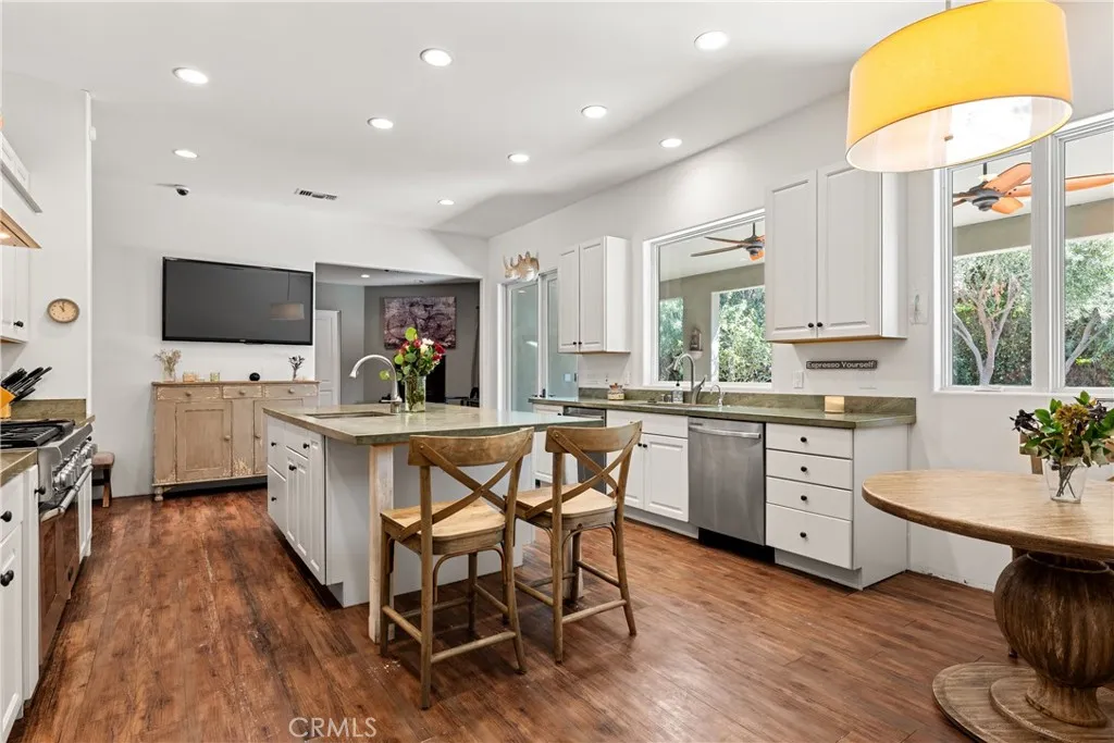 Additional image 4 of 5150 Gloria Avenue, Encino, CA 91436