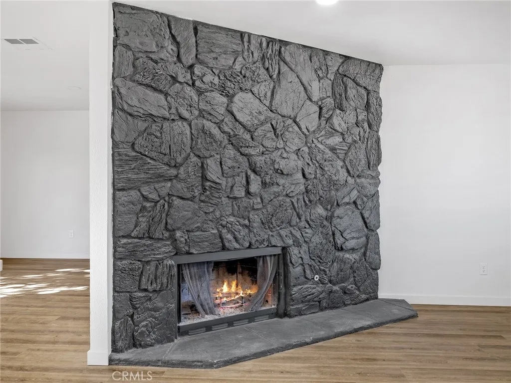 Additional image 11 of 21225 Lone Eagle Rd, Apple Valley, CA 92308