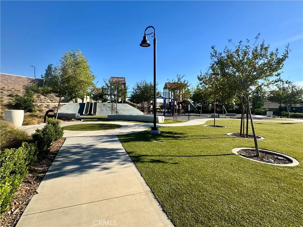 Additional image 45 of 16620 Wyndham Lane Unit 9, Fontana, CA 92336