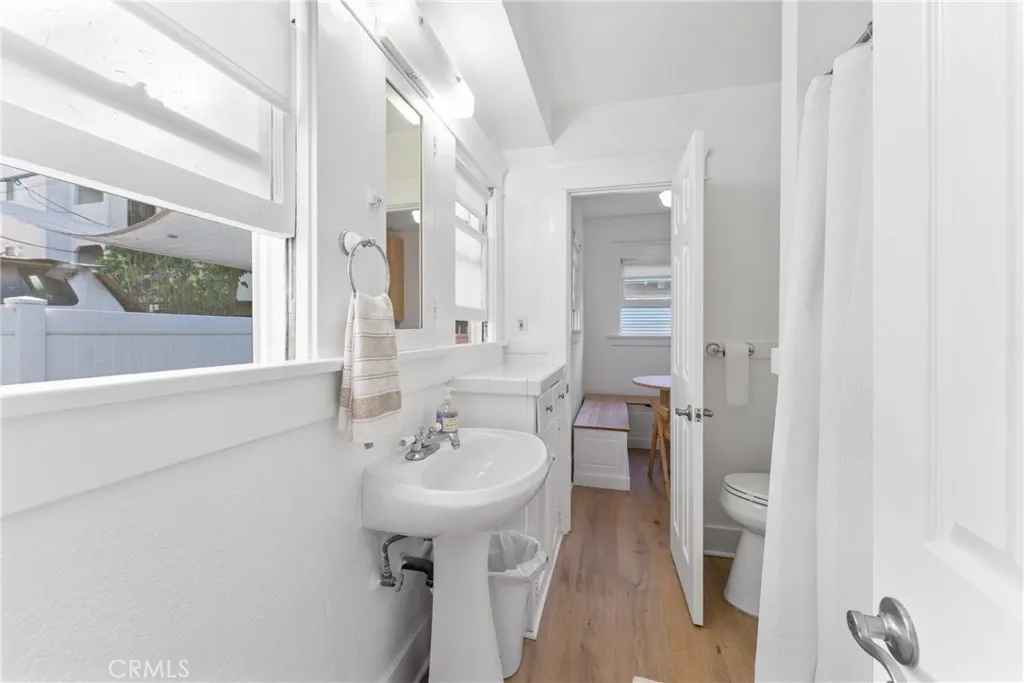 Additional image 8 of 1724 E 8th St, Long Beach, CA 90813