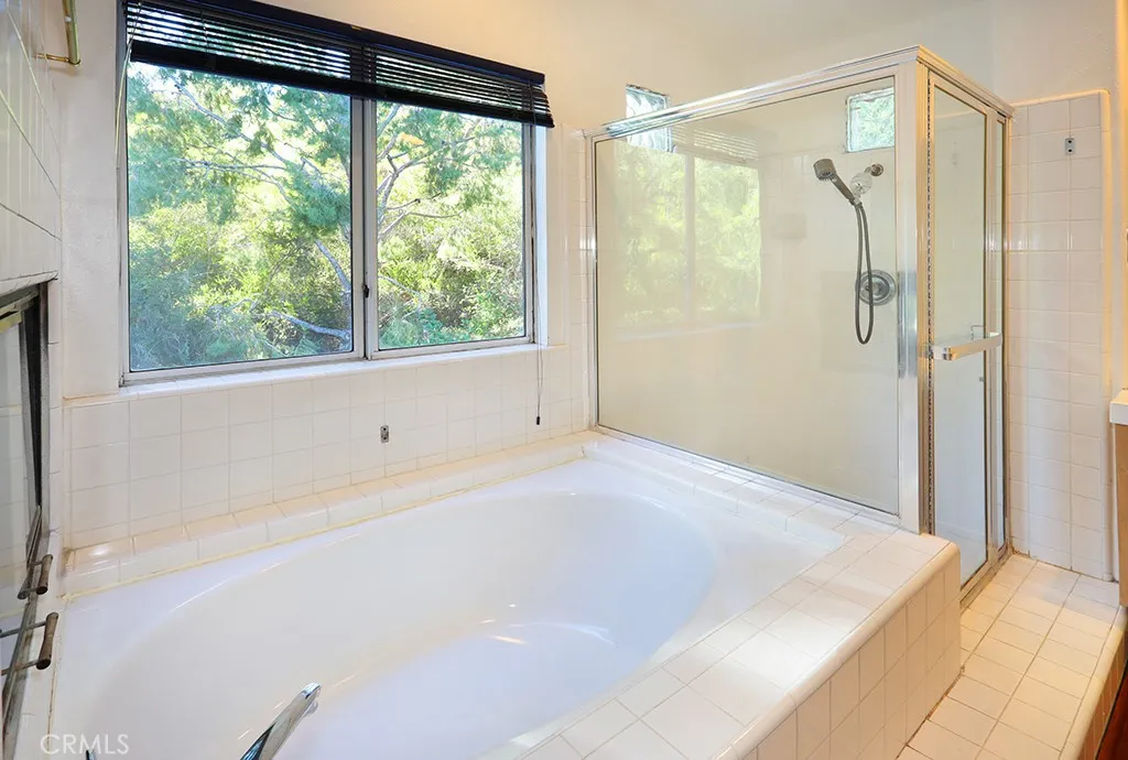 Additional image 76 of 961 S Lone Pine Ln, Anaheim Hills, CA 92808