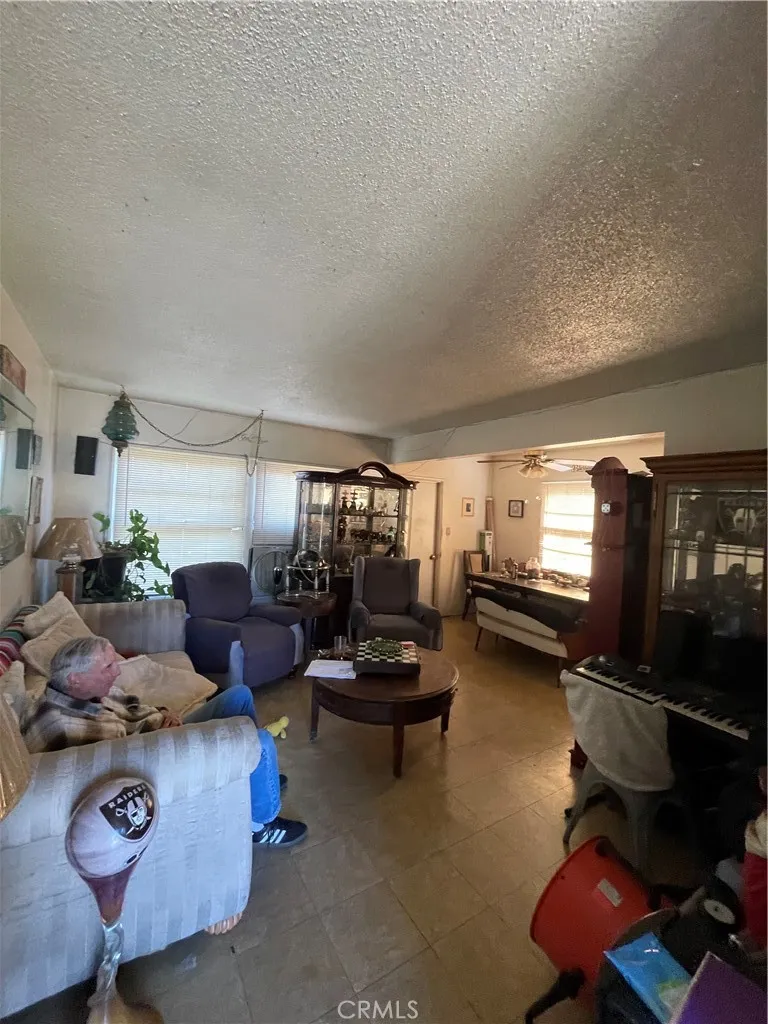 Additional image 11 of 1410 Tejon Ave, Colton, CA 92324