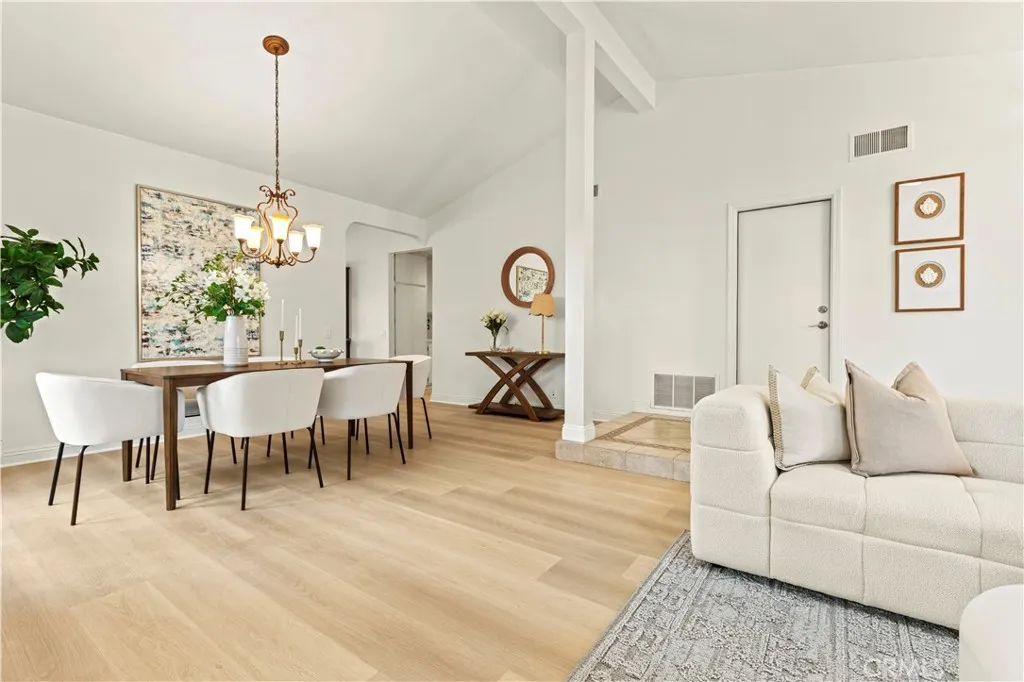 Additional image 11 of 13 Grant, Irvine, CA 92620