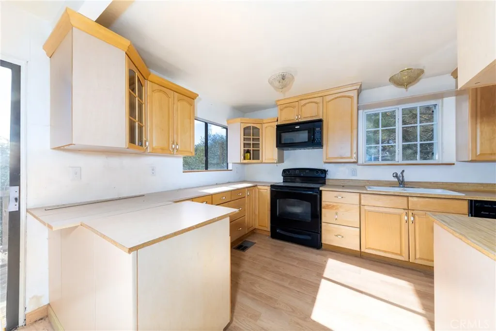 Additional image 75 of 26785 Hopkins, Idyllwild, CA 92549