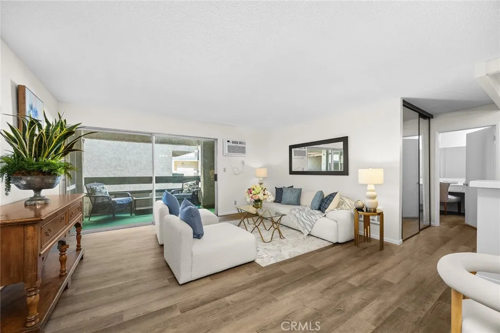 Additional image 67 of 360 S Euclid Avenue S Unit 219, Pasadena, CA 91101