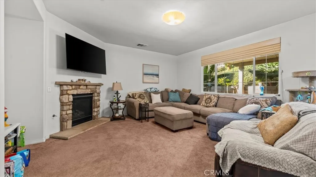 Additional image 14 of 17948 Yellow Dock Way, San Bernardino, CA 92407