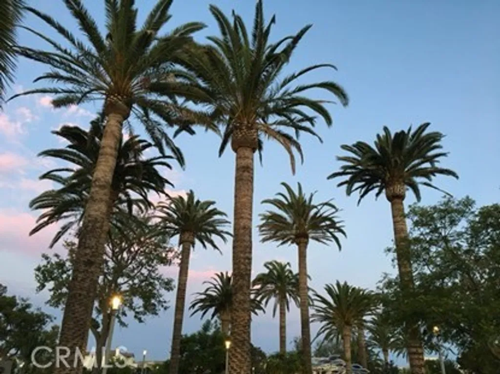 Additional image 33 of 129 Cadence, Irvine, CA 92618