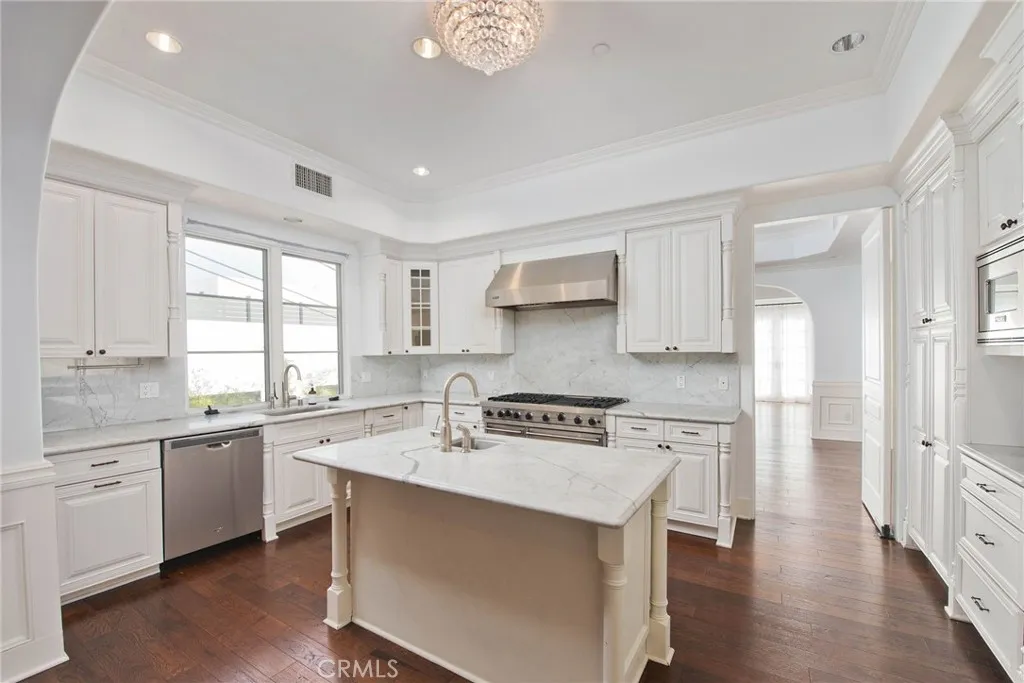 Additional image 13 of 558 Hillgreen Drive Unit 207, Beverly Hills, CA 90212