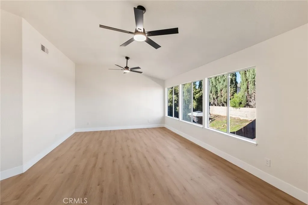 Additional image 43 of 1015 E Deerfield St, Ontario, CA 91761