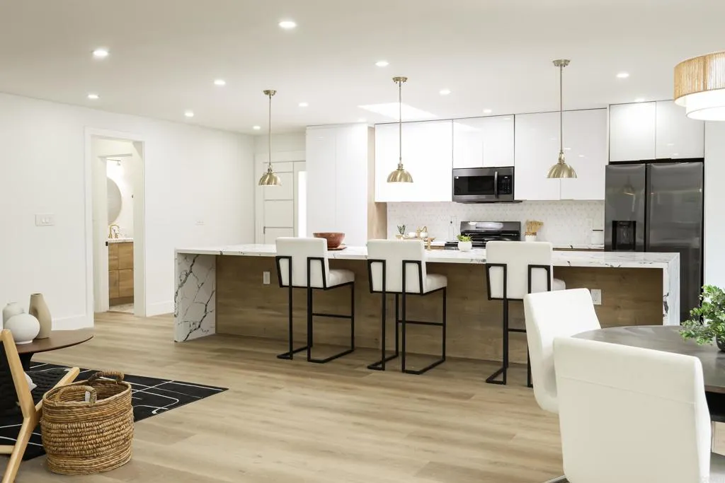 Additional image 2 of 4380 Rolfe Road, San Diego, CA 92117