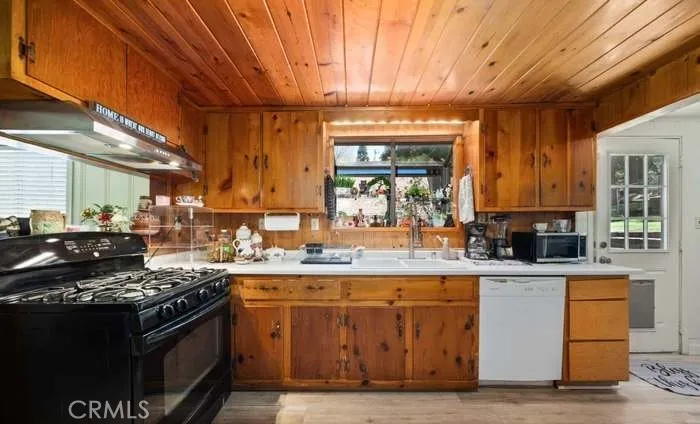 Additional image 31 of 23095 Balsam Ln, Crestline, CA 92325