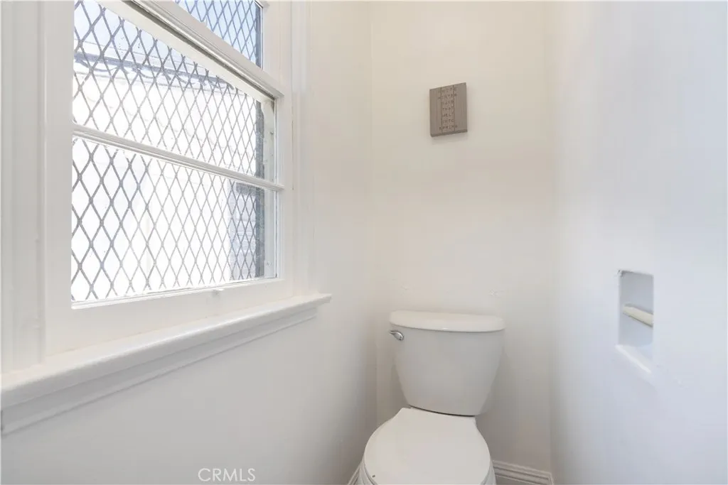 Additional image 73 of 3155 Lynwood Road, Lynwood, CA 90262