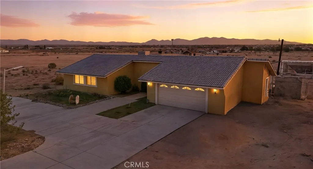 Additional image 2 of 10080 Deep Creek Rd, Apple Valley, CA 92308