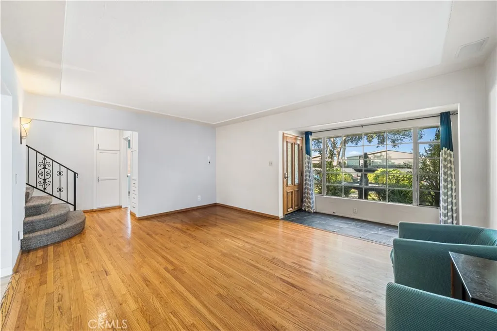 Additional image 8 of 10702 Oak St, Los Alamitos, CA 90720