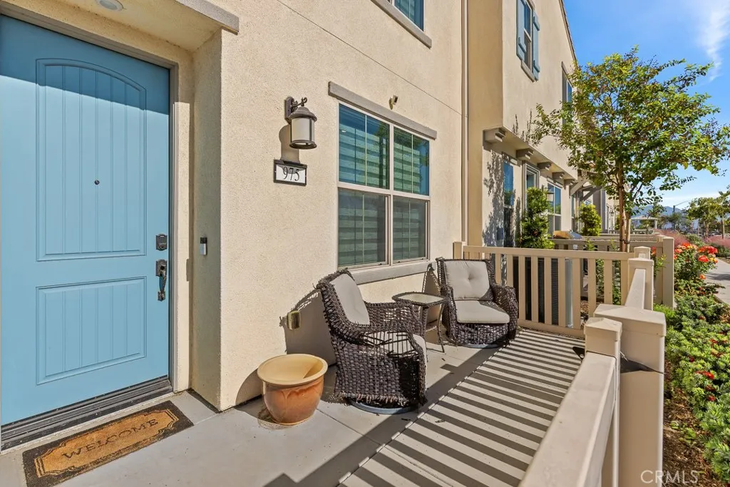 Additional image 2 of 975 W Clover Ave, Rialto, CA 92376