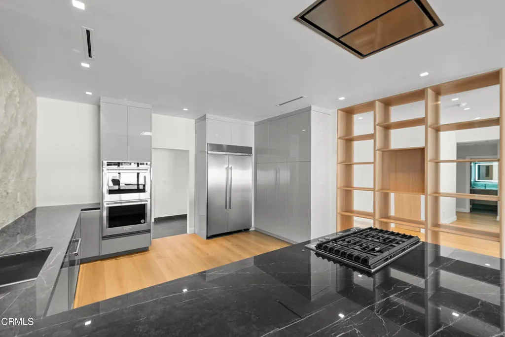 Additional image 10 of 14145 Weddington Street, Los Angeles, CA 91401