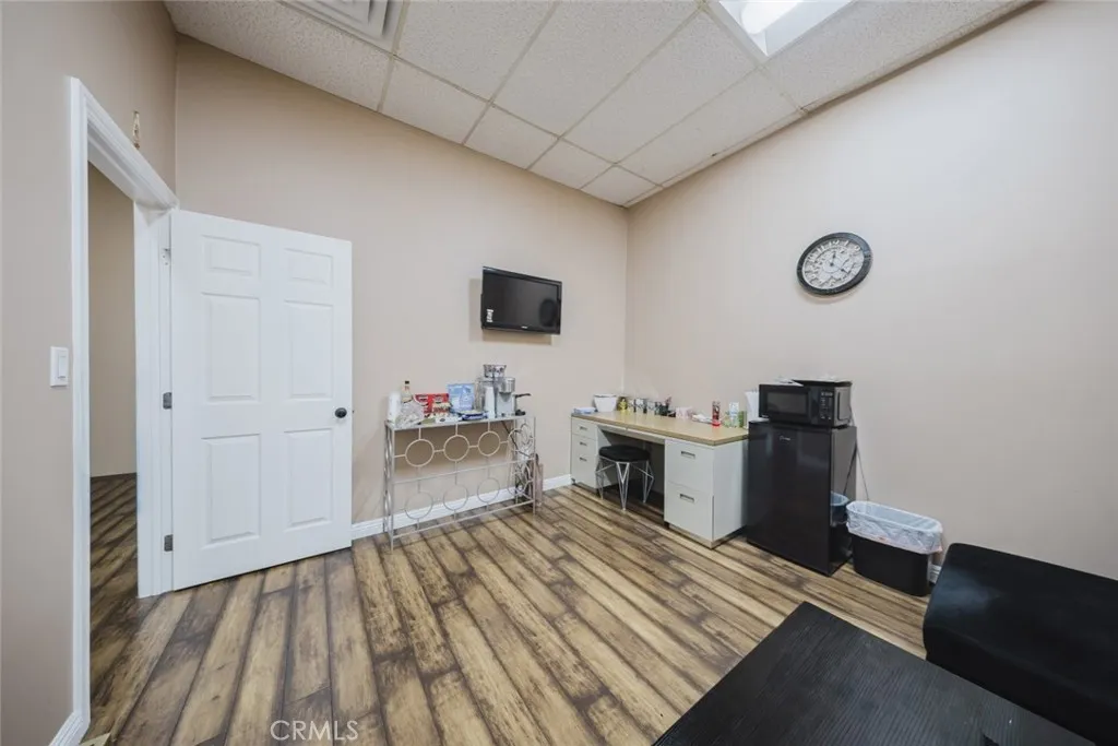 Additional image 44 of 12643 Sherman Way Unit E2, North Hollywood, CA 91605