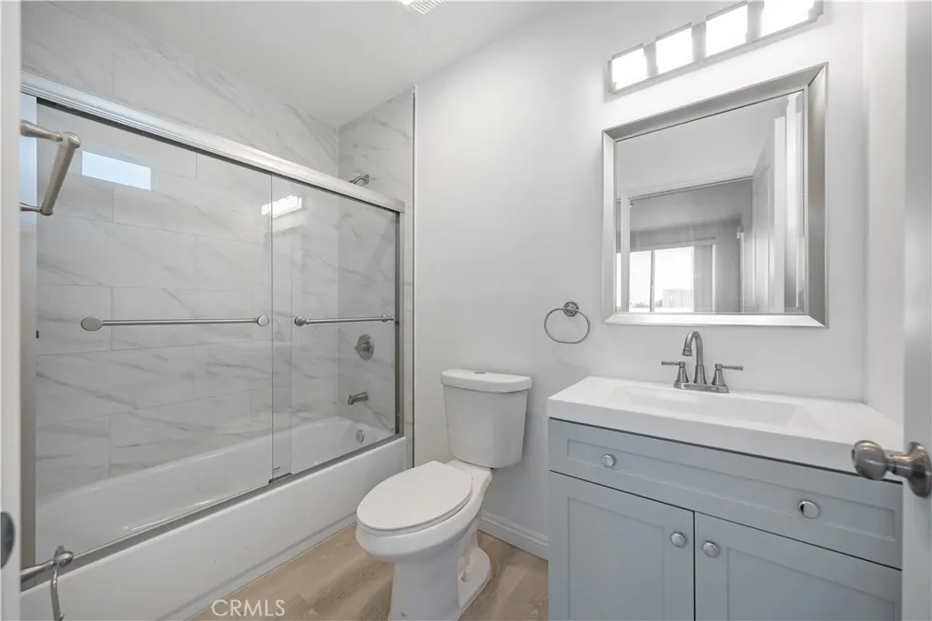 Additional image 32 of 6919 S Menlo, Los Angeles, CA 90044