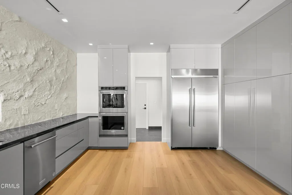 Additional image 11 of 14145 Weddington Street, Los Angeles, CA 91401