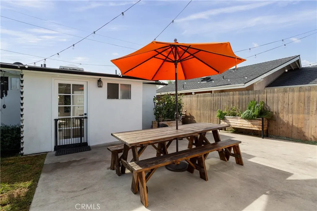 Additional image 58 of 394 E 20th St, Costa Mesa, CA 92627