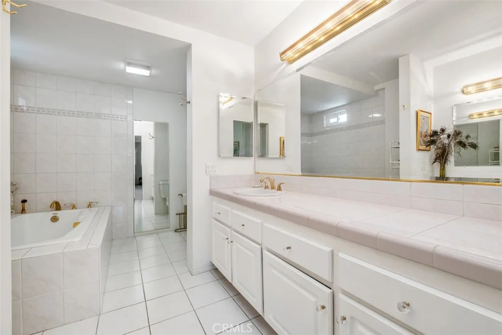 Additional image 44 of 2388 W Via Mariposa Unit 3E, Laguna Woods, CA 92637