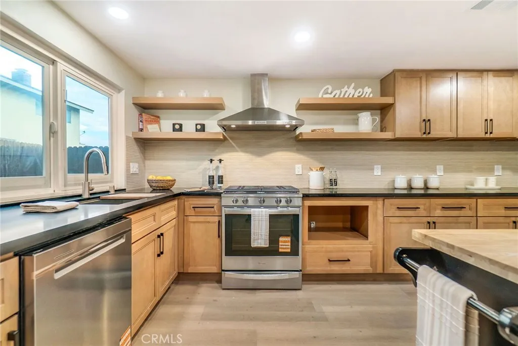 Additional image 117 of 1381 Penrith Ln, Tustin, CA 92780