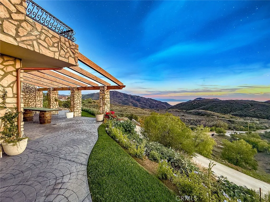 Additional image 86 of 33239 Mulholland Highway, Malibu, CA 90265