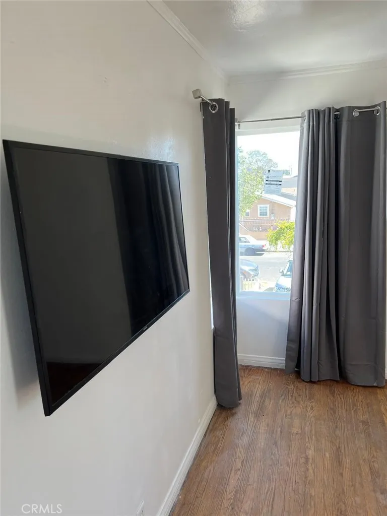 Additional image 40 of 1205 W 57th St, Los Angeles, CA 90037