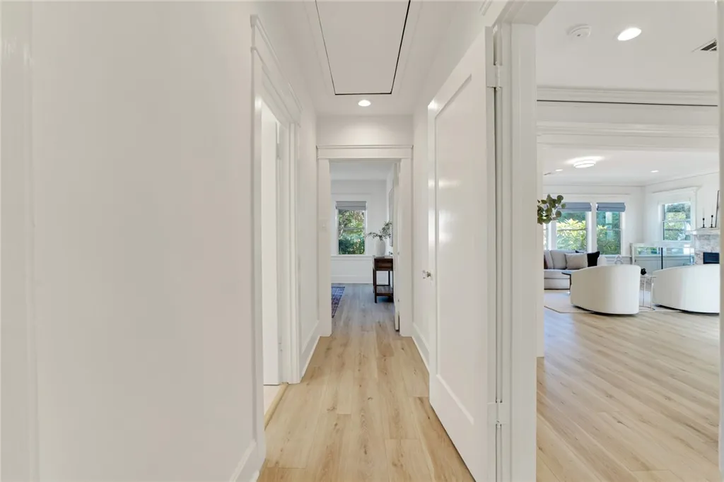 Additional image 20 of 337 N Beachwood Drive, Los Angeles, CA 90004